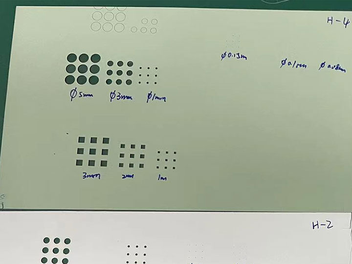 0.5-0.7mm軟瓷片激光鉆孔